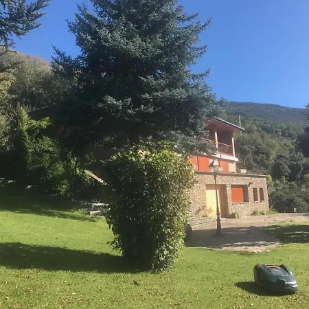 Lo Lladoner, Casa Rural A Сasa de vacaciones Sort